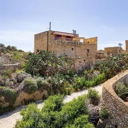 Serene For And Trekking Lovers * Xaghra